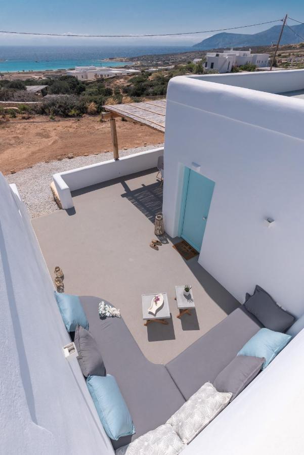 Blue Harpist Villas Koufonisia エクステリア 写真