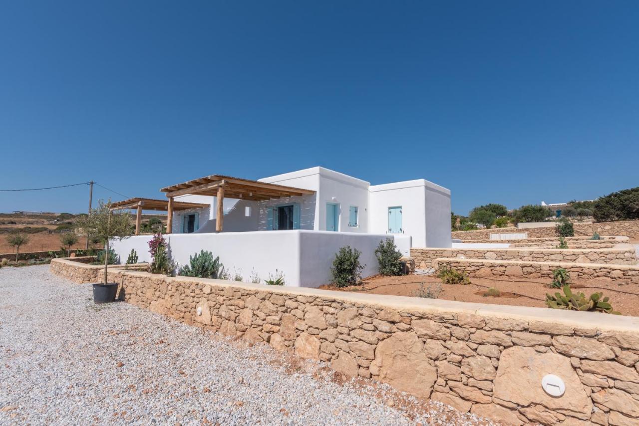 Blue Harpist Villas Koufonisia エクステリア 写真